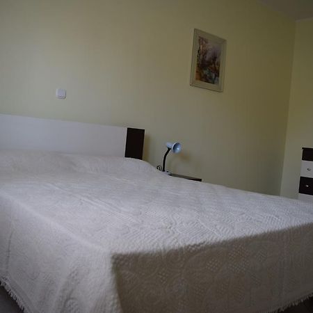 Apartment Vera Stinjan Bagian luar foto