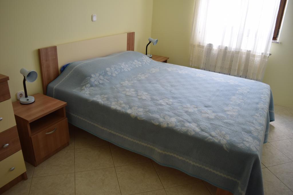 Apartment Vera Stinjan Bagian luar foto