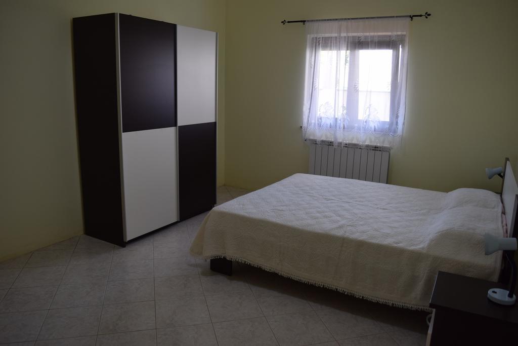 Apartment Vera Stinjan Bagian luar foto